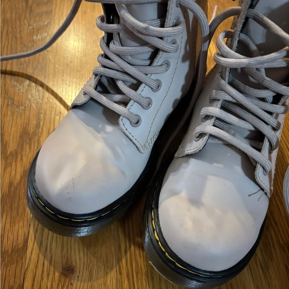Dr. Martin AirWair lace up boots girls size 11